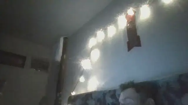 Sir_Spun_Son live cam on StripChat