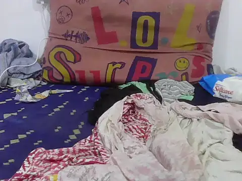 Petite_bitch20 live cam preview