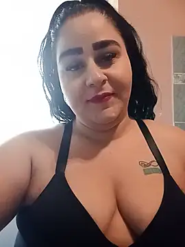 Feketedamo live cam on StripChat