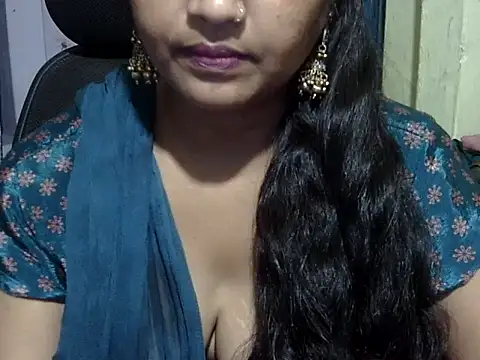 BEAUTIFUL_WIFE02 live cam preview