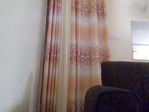 chicky_queen