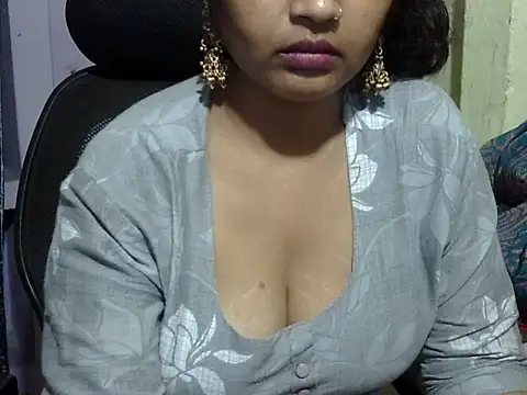 BEAUTIFUL_WIFE02 webcam