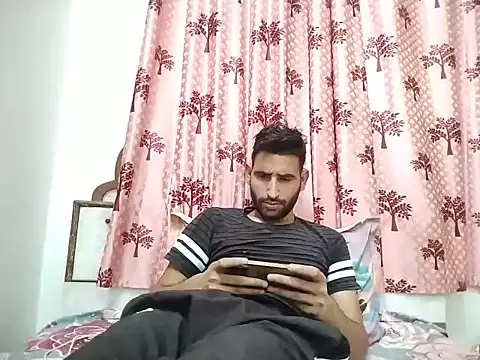 bigcockboy1121 live cam on StripChat