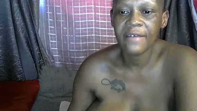 MistressShirleyXXX81 live cam on StripChat