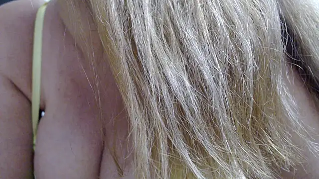 Kelly_Kitty_BR live cam on StripChat