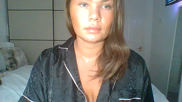 GEMMARMALADE live cam on StripChat