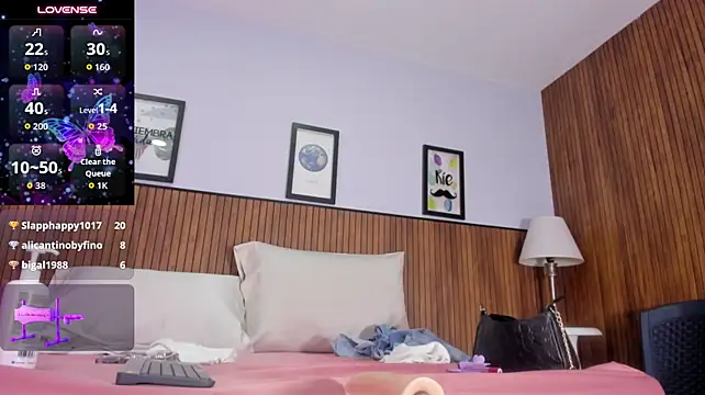 lolla69_ live cam on StripChat