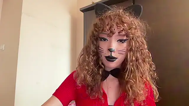 KamalaCoit live cam on StripChat