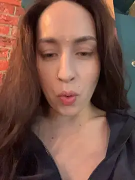 Holly_Play