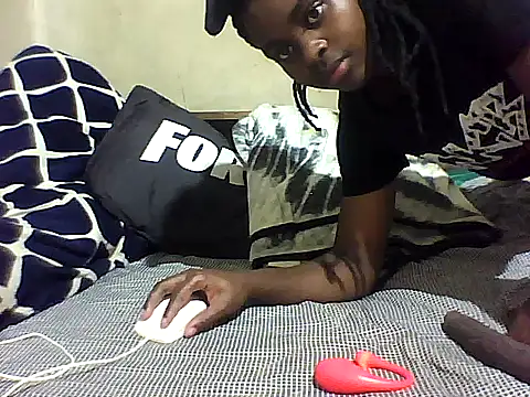 Luna-Blush12 webcam