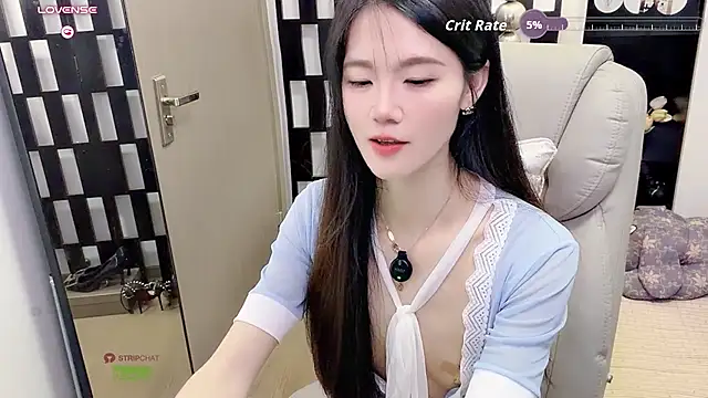 Yueyue-MM live cam on StripChat