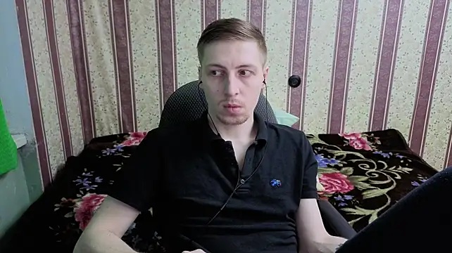 Darien_Brown live cam on StripChat