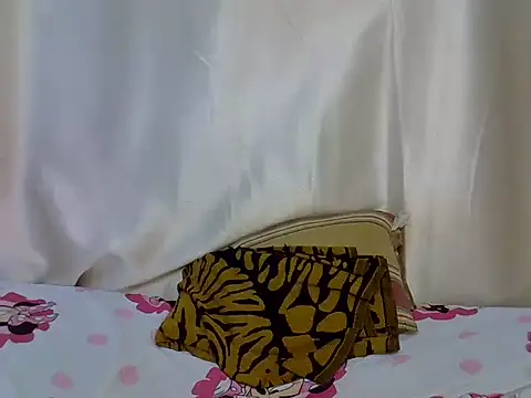 Lovet_drip webcam