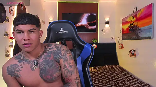 Damian_latinxxx live cam on StripChat