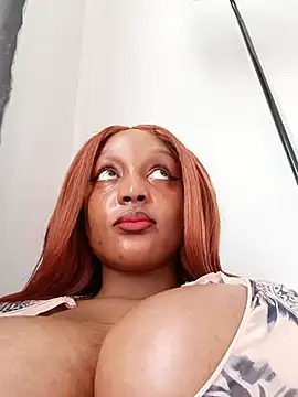 Busty_Bambi