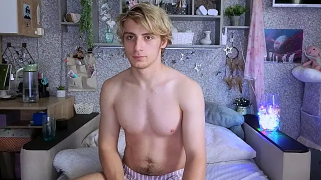 BloodyBlondiee