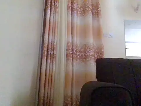 chicky_queen
