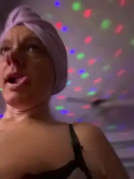 queenkelly1234 live cam on StripChat