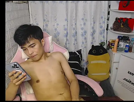 _peachyboyyy