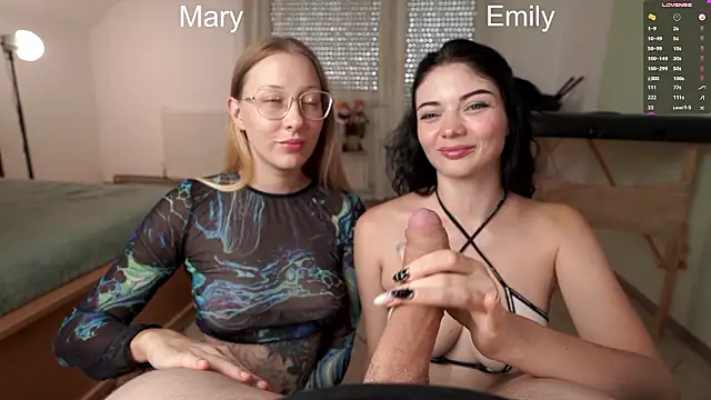 foxeslovefoxes live cam preview