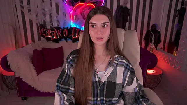 KylieJoyys live cam on StripChat