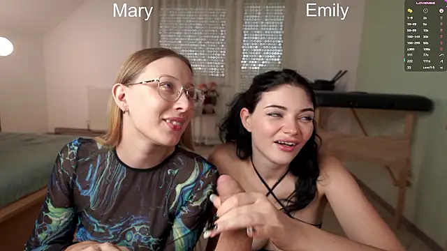 foxeslovefoxes (G young) - Double BlowJob