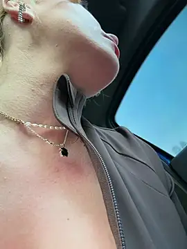 MilfNextDoor20