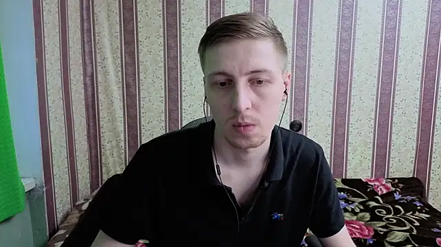 Darien_Brown webcam