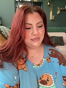 CurvyKimmy1