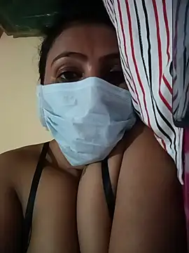 Tamna-baby live cam on StripChat