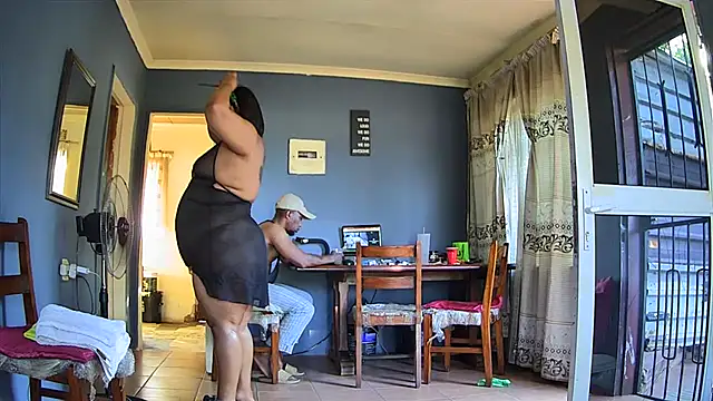 SHORTGUN_STALLION webcam