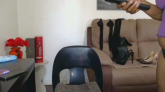 Hotcougar
