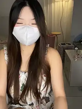 _xiaoxinxin_ live cam on StripChat