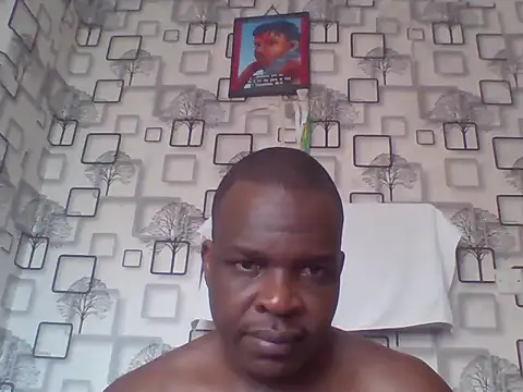 Chumba_001 live cam on StripChat