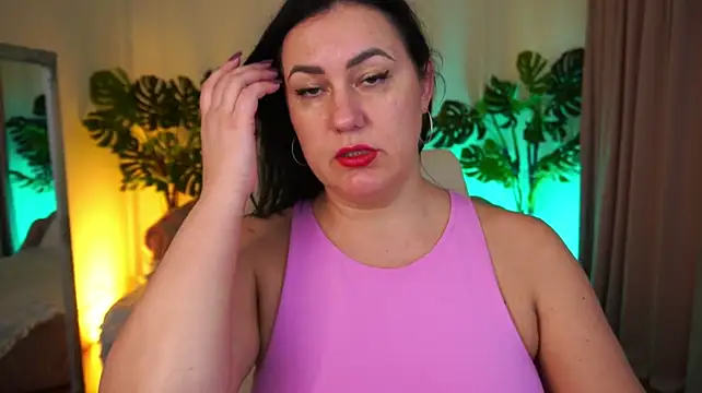 VelvetLuck webcam
