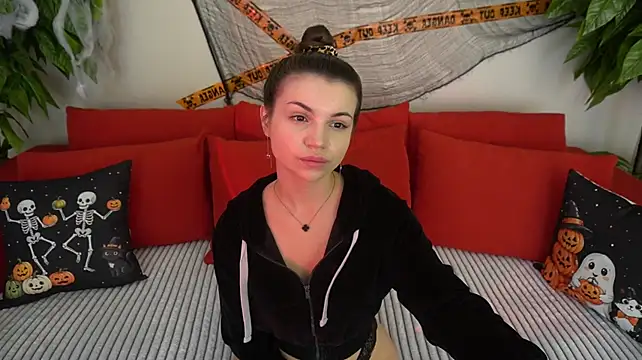 AriaValee live cam on StripChat