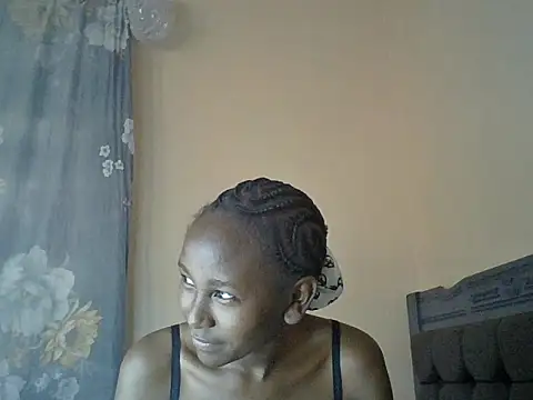 Goldenpixie live cam on StripChat
