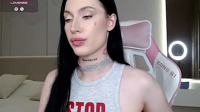 JenniferQueen11 live cam on StripChat