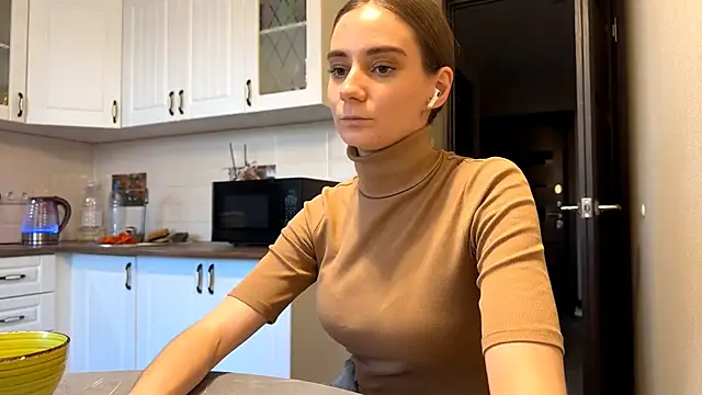 ShirleenDeming live cam on StripChat