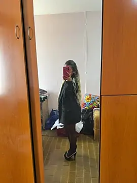 Thegirlofthemirror