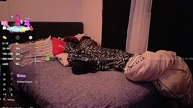 nikkinotnicki00