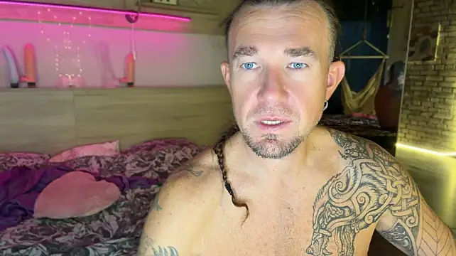 spacejet_0novolyn (G milf) - Deepthroat: Swallow It or Gag It