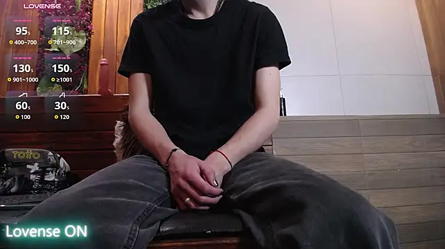 nicktorn on Stripchat