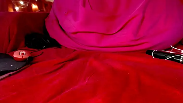 GloriaUpperLove