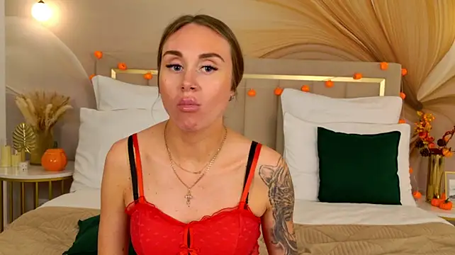 VivianWesst live cam on StripChat