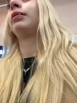 AngelinaTous