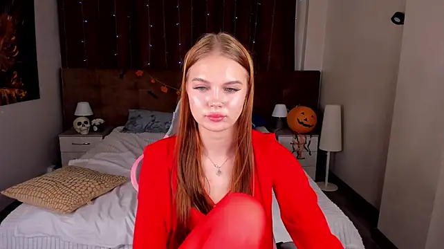 Mira_Killy live cam on StripChat