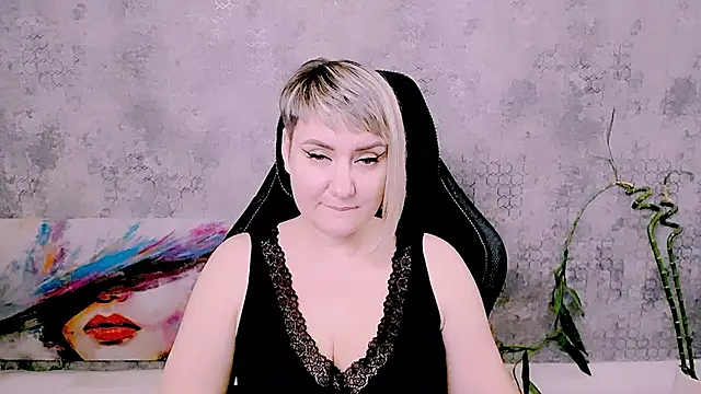 Djullia live cam on StripChat