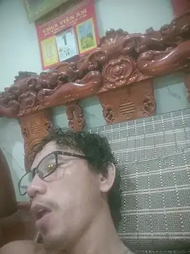traiwe06 (Ask my age) - Ass and dick