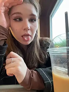 pumashyxd (F young) - 3 SQUIRT VIDEOS FOR JOIN TICKET SHOW